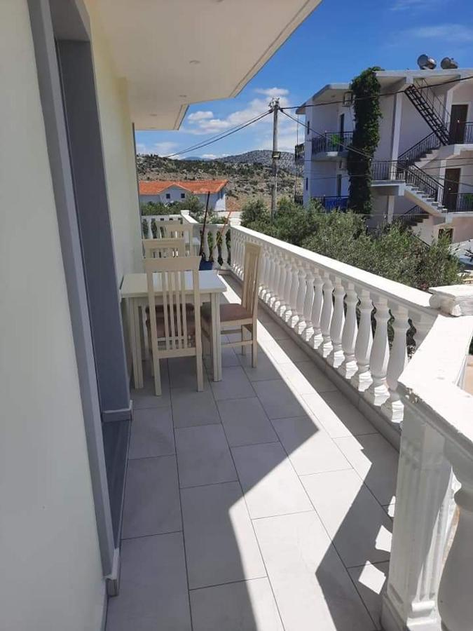 Green Apartments Ksamil Exterior photo